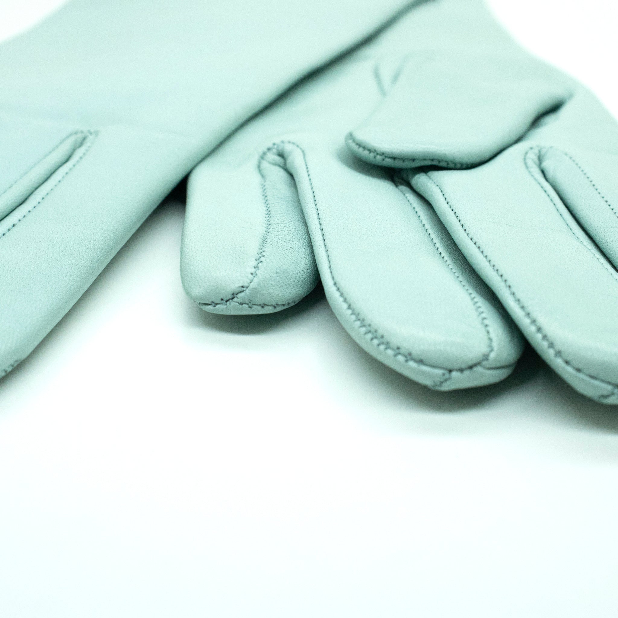 ABOVE WRIST CLASSIC LEATHER GLOVES