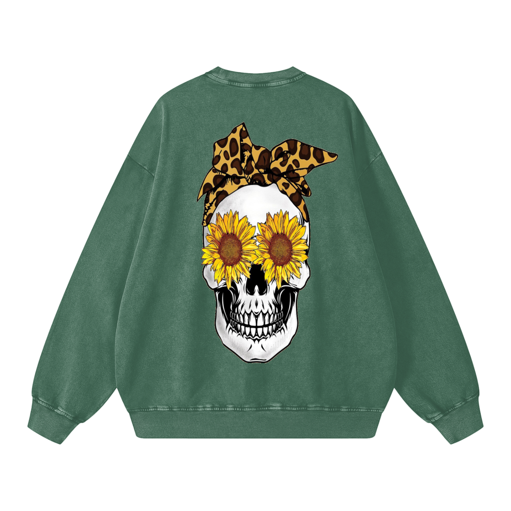 Sweater with skull head 